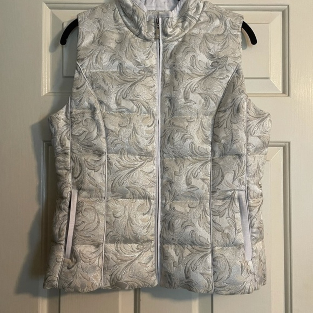 Silver Floral Print Puffy Vest Size Small